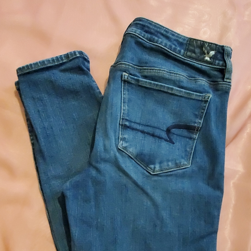 AMERICAN EAGLE 10LONG SKINNY JEANS ITEM #5041